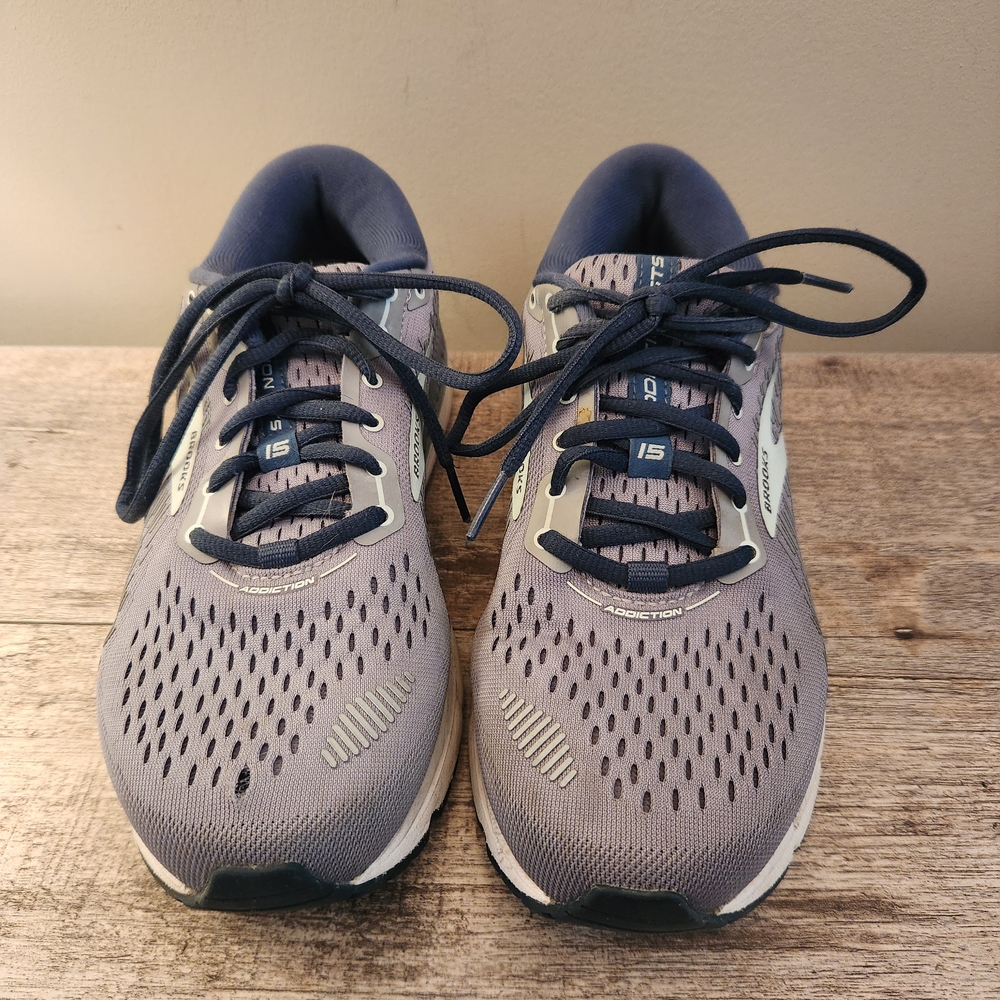 BROOKS WOMEN'S ADDICTION GTS 15 SIZE 8.5 WIDE GREY